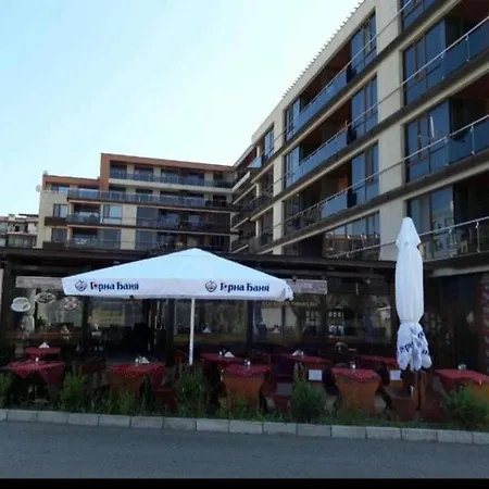 Apartman Bay Studio 1 *